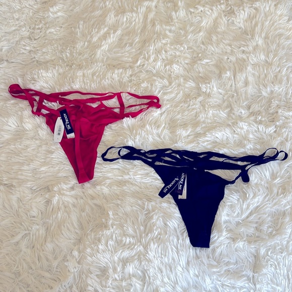 2 Adore Me Sexy G-String Thong Panties - Picture 2 of 4